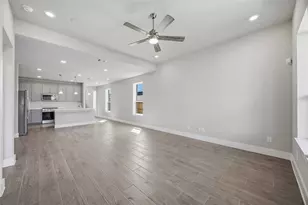 207 Rose Laurel Dr, Alvin, TX 77511 - Photo 17