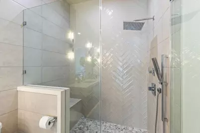 950 Sue Drive, Crystal Beach, TX 77650 - Photo 29