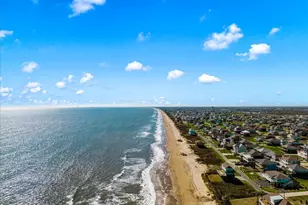 950 Sue Dr, Crystal Beach, TX 77650 - Photo 49