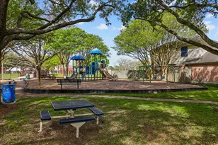 2026 Pembroke Bay Dr, League City, TX 77573 - Photo 41