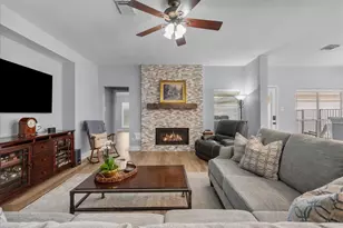 2026 Pembroke Bay Dr, League City, TX 77573 - Photo 9