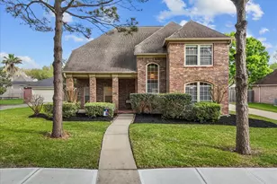 2026 Pembroke Bay Dr, League City, TX 77573 - Photo 49