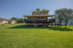 202 Willie Cook St, Livingston, TX 77351 - Photo 1