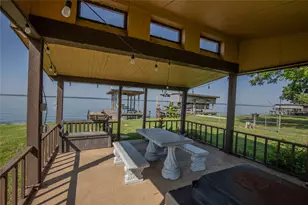 202 Willie Cook St, Livingston, TX 77351 - Photo 13