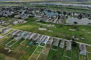 2431 103rd St, Galveston, TX 77554 - Photo 35
