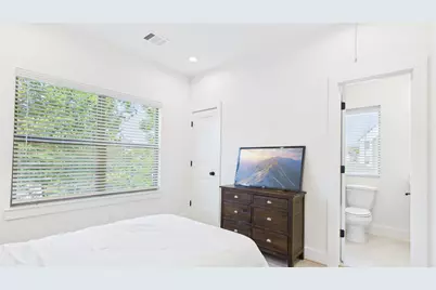 805 Brooks Street #B, Houston, TX 77009 - Photo 23