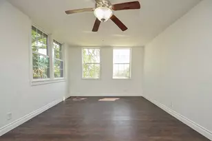 8810 Ilona Ln, Houston, TX 77025 - Photo 5