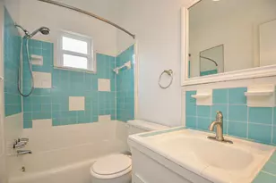 8810 Ilona Ln, Houston, TX 77025 - Photo 29