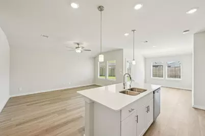 6009 Mockingbird Lodge Lane, Pearland, TX 77584 - Photo 5