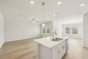 6009 Mockingbird Ldg Ln, Pearland, TX 77584 - Photo 5