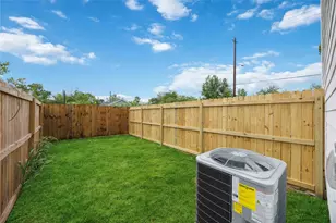 7502 Laura Koppe Rd, Houston, TX 77028 - Photo 27