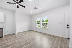 7502 Laura Koppe Rd, Houston, TX 77028 - Photo 5
