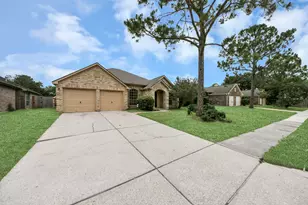 2810 Huntington Way, Pearland, TX 77584 - Photo 3