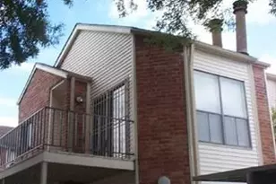 10154 Waterstone Dr, Houston, TX 77042 - Photo 1