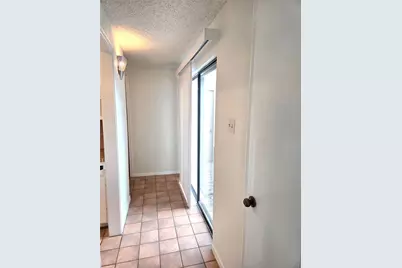 10154 Waterstone Drive, Houston, TX 77042 - Photo 9