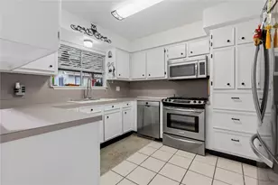 412 Burning Tree Dr, Huntsville, TX 77340 - Photo 11