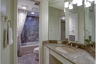 2600 Bellefontaine Street #B18, Houston, TX 77025 - Photo 7