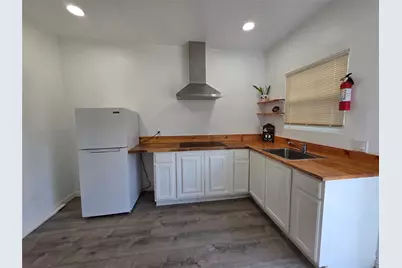 410 E Denton Street, Ennis, TX 75119 - Photo 13