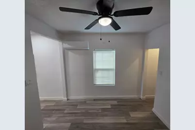 410 E Denton Street, Ennis, TX 75119 - Photo 5