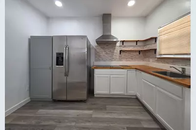 410 E Denton Street, Ennis, TX 75119 - Photo 1