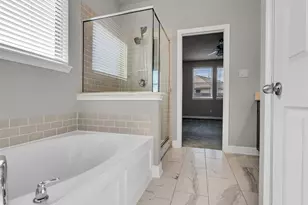 10410 Russell Pines Dr, Rosharon, TX 77583 - Photo 31