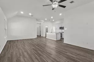 4746 Misty Ranch Dr, Spring, TX 77386 - Photo 9