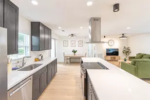5326 De Lange Ln, Houston, TX 77092 - Photo 17