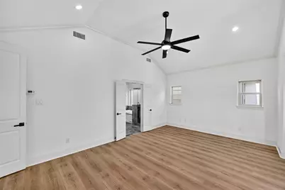 2407 Radcliffe Street, Houston, TX 77007 - Photo 15