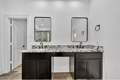 2407 Radcliffe Street, Houston, TX 77007 - Photo 17