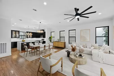 2407 Radcliffe Street, Houston, TX 77007 - Photo 1