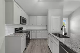 18737 Loom dr, Conroe, TX 77306 - Photo 7