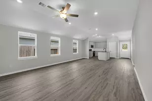 18737 Loom dr, Conroe, TX 77306 - Photo 13