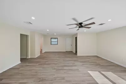 725 Lafayette Street, Hempstead, TX 77445 - Photo 9
