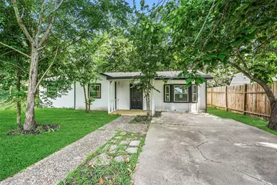 725 Lafayette Street, Hempstead, TX 77445 - Photo 1