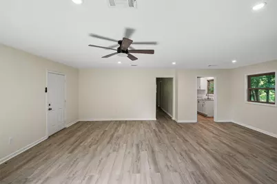 725 Lafayette Street, Hempstead, TX 77445 - Photo 11