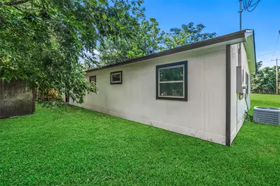 725 Lafayette Street, Hempstead, TX 77445 - Photo 5