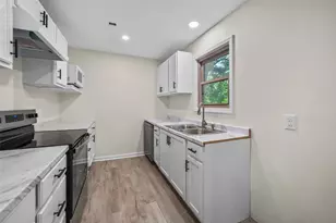 725 Lafayette St, Hempstead, TX 77445 - Photo 15