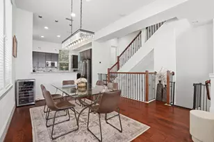 2106 Radcliffe St, Houston, TX 77007 - Photo 1