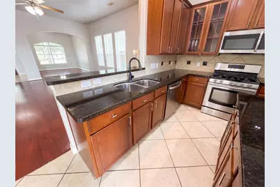 9411 Silver Ridge Drive, Rosharon, TX 77583 - Photo 7