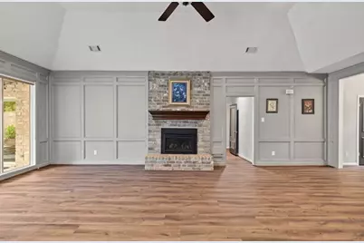12214 Maple Rock Drive, Houston, TX 77077 - Photo 11