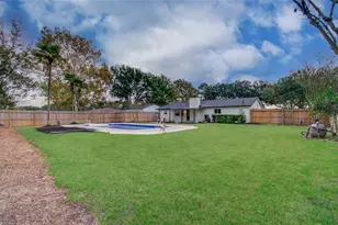 12011 Cherry Point Dr, Mont Belvieu, TX 77535 - Photo 27