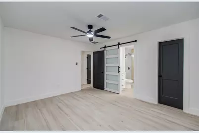 12011 Cherry Point Drive, Mont Belvieu, TX 77535 - Photo 23