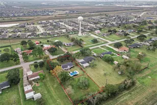 12011 Cherry Point Dr, Mont Belvieu, TX 77535 - Photo 35