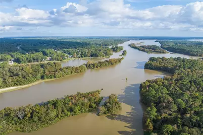 202 Yellow Rosewood Lane, New Caney, TX 77357 - Photo 19