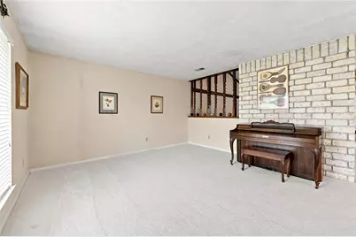 10126 Sagegreen Drive, Houston, TX 77089 - Photo 7