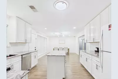 6226 Reamer Street, Houston, TX 77074 - Photo 9