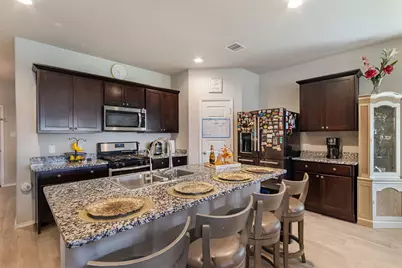 1614 Chase Anchor Court, Richmond, TX 77469 - Photo 7