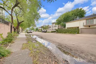 2109 Nantucket Dr, Houston, TX 77057 - Photo 35