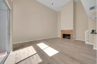 2109 Nantucket Drive, Houston, TX 77057 - Photo 17