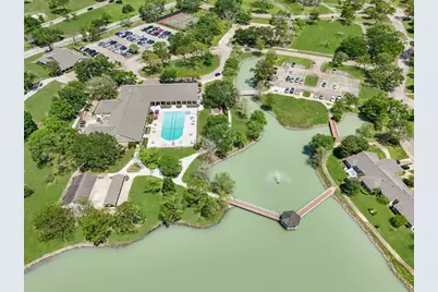 2919 N Peach Hollow Circle, Pearland, TX 77584 - Photo 37